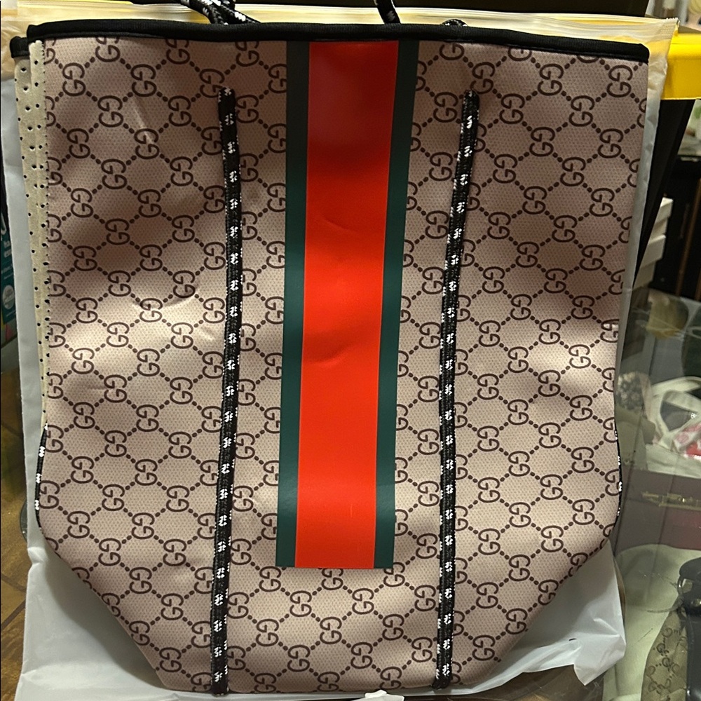 Stylish Fashion Beige Tote with Red Stripe